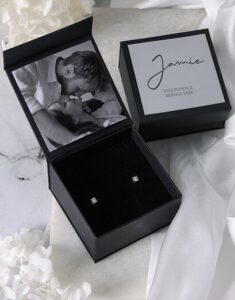 Diamond earrings 